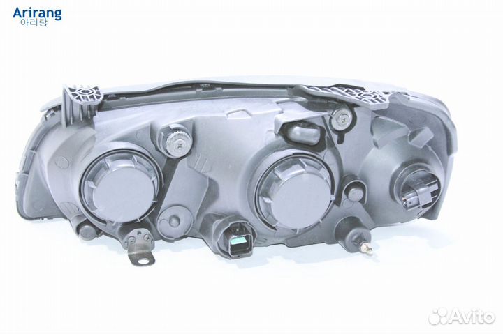 Фара передняя левая Hyundai Elantra 2003-2010
