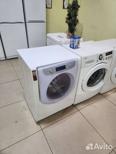 Стиральная машина Hotpoint Ariston