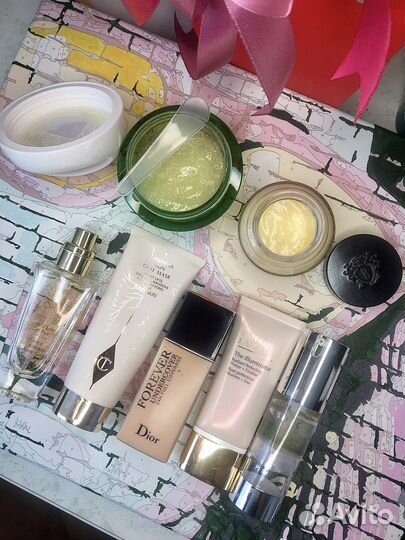 Sisley, clarins, davines, estee lauder