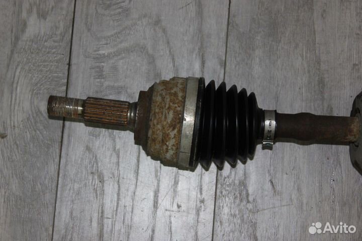 Привод передний правый АКПП Логан Альмера Ларгус