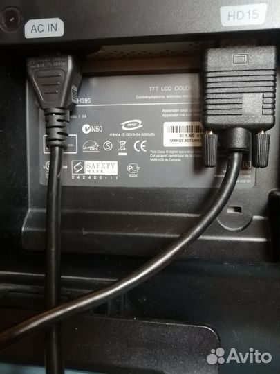 Монитор 19 дюймов, 17 дюймов