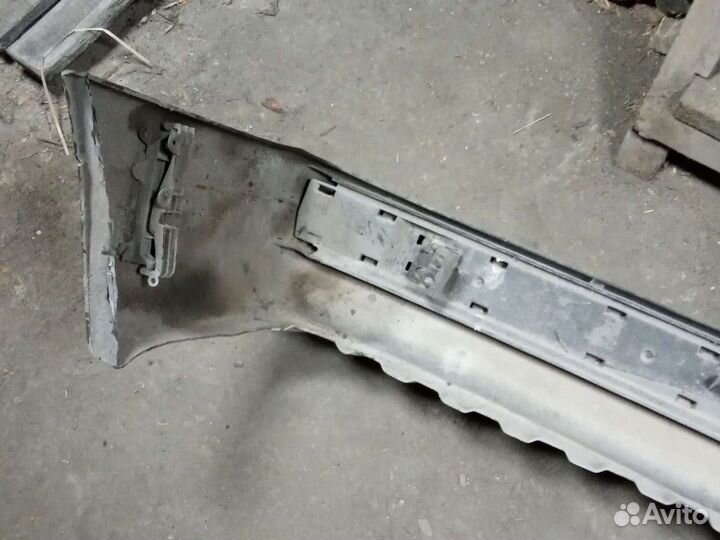 Бампер задний Ауди 80