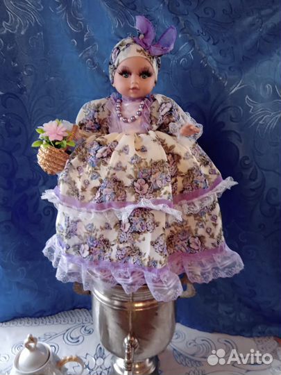 Кукла на чайник бронь