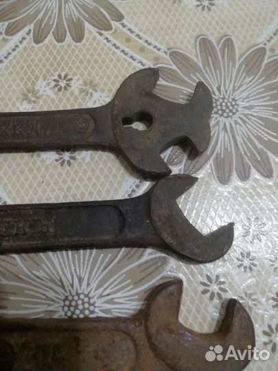 Старинный гаечный ключи 3шт