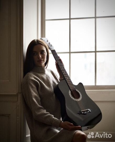 Акустическая гитара Belucci для начинающих