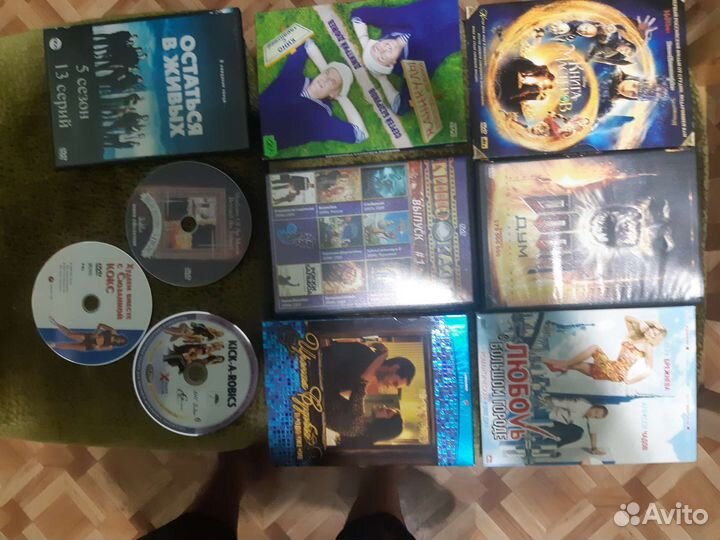 Продаю лицензионные диски с фильмами.каждый 50.р