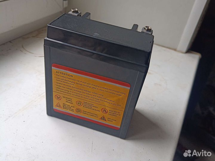 Аккумулятор на мотоцикц