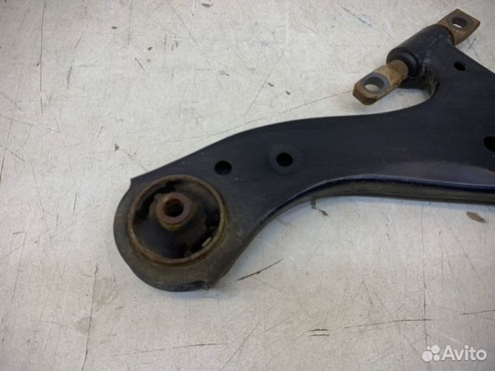 Рычаг подвески передний правый Toyota Camry 50