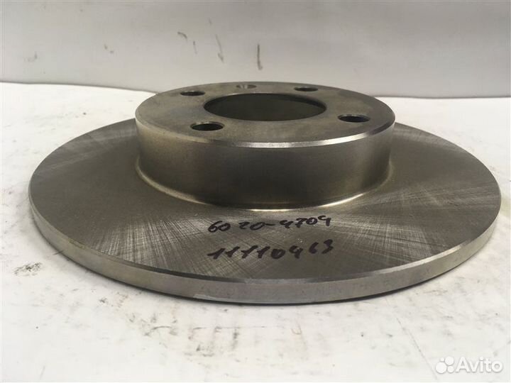 Диск тормозной передний не вентилируемый