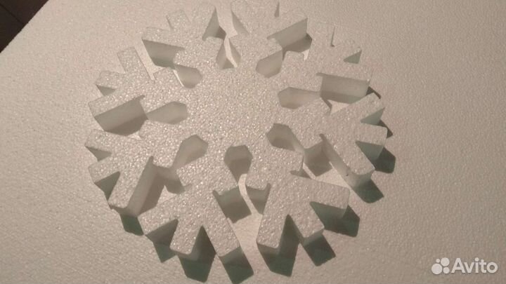 Снежинки пенопласт