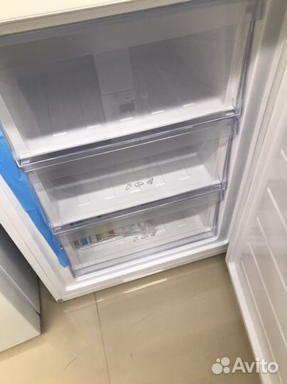 Холодильник Haier 346л190см NoFrost складнаяПолка