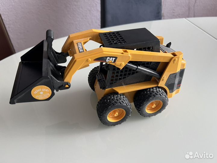 Игрушка погрузчик CAT