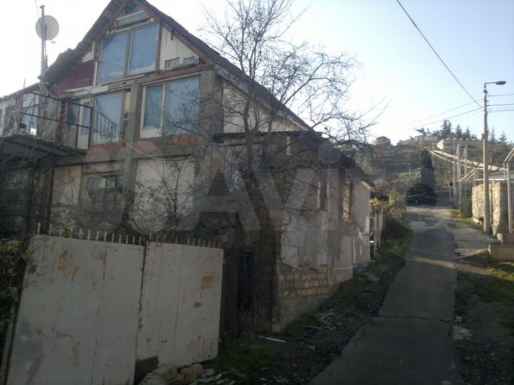 Дом 280 м² на участке 7 сот.