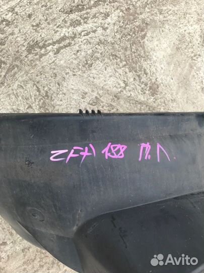 Подкрылок лев. перед. Fiat Punto