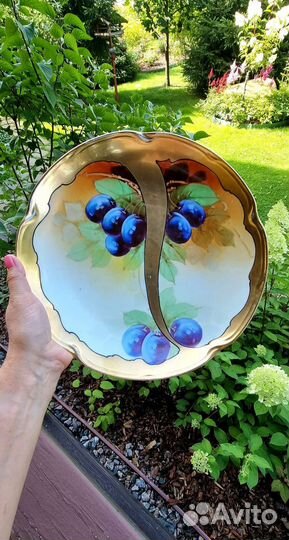 Крупное старинное блюдо с ручной росписью