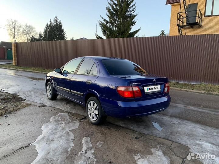 Nissan Almera 1.5 МТ, 2004, 235 000 км