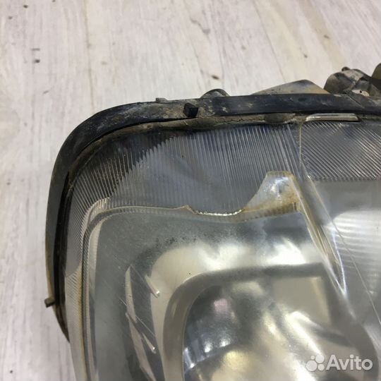 Фара renault logan Прав