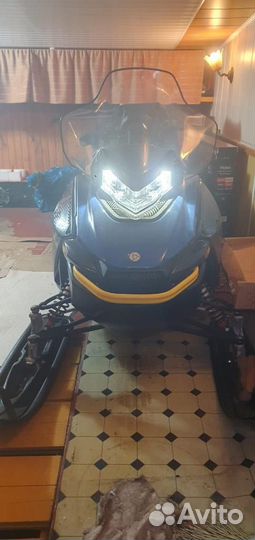 Снегоход Frontier 1000