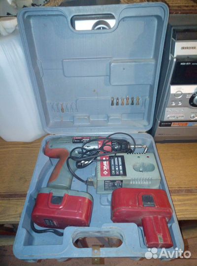 Аккумуляторная дрель шуруповерт Зубр