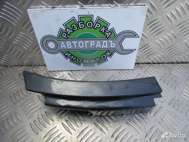 Накладка заднего левого крыла Форд Эскейп 2008г