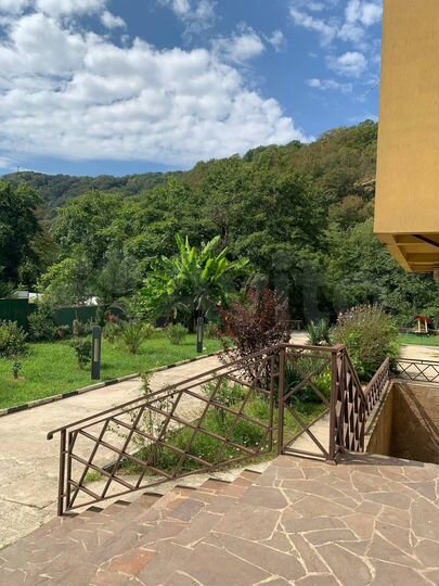 4-к. квартира, 97 м², 4/4 эт.