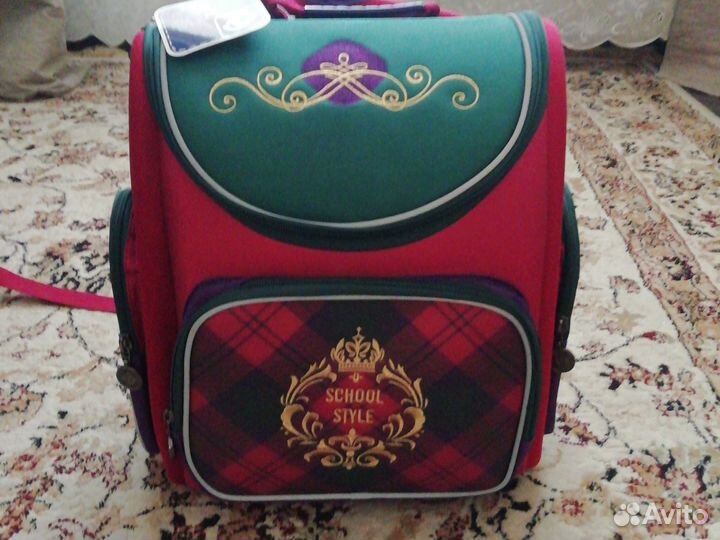 Рюкзак школьный для девочки новый