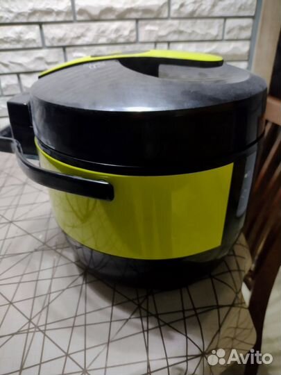 Мультиварка скороварка новая. 6л
