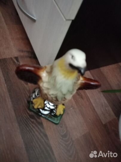 Статуэтка птица копилка