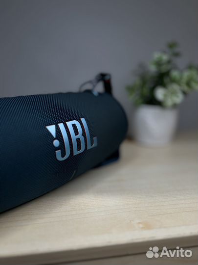 Колонка JBL Xtreme