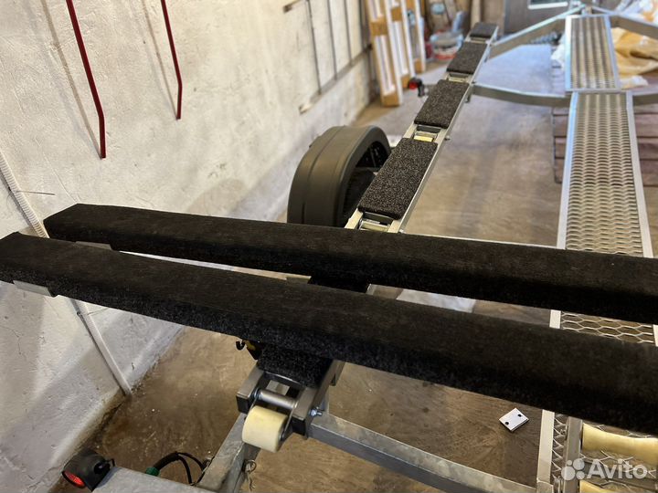 Ложементы для лодки