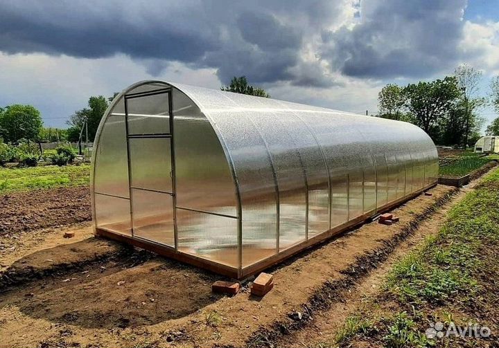 Теплица из поликарбоната