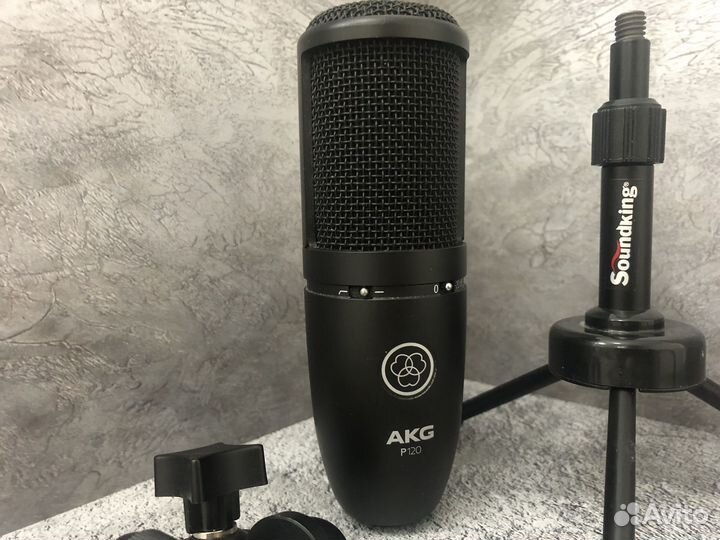 Микрофон студийный AKG P120