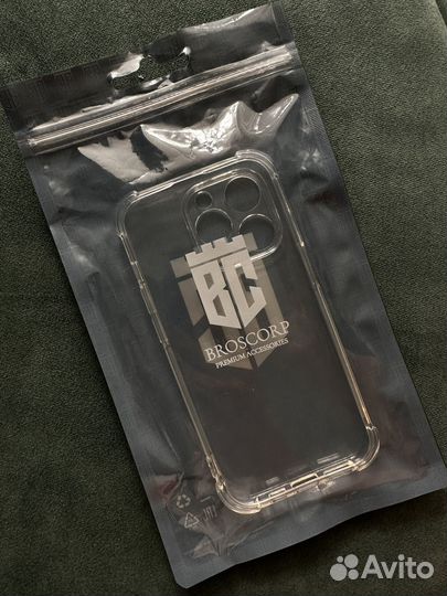 Чехол на iPhone 14 pro прозрачный противоударный