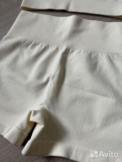 Спортивный костюм женский новый