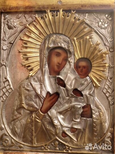 Старинные иконы в окладе