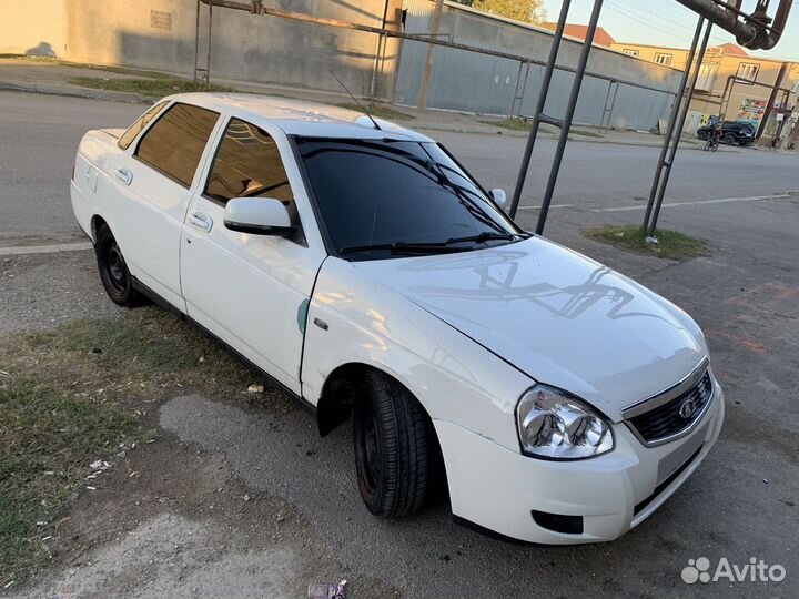 LADA Priora 1.6 МТ, 2009, битый, 270 000 км