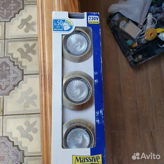 Светильник встраиваемый точечный Massive