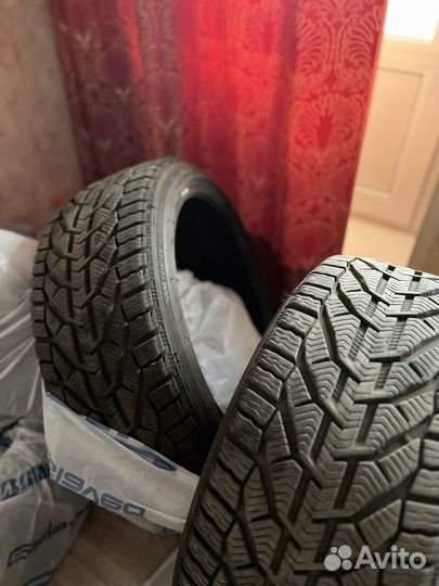 Kormoran Snow 225/40 R18 94V