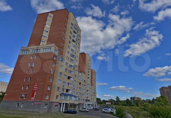 2-к. квартира, 82 м², 2/14 эт.