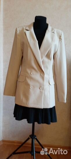 Пиджак женский 50 размер