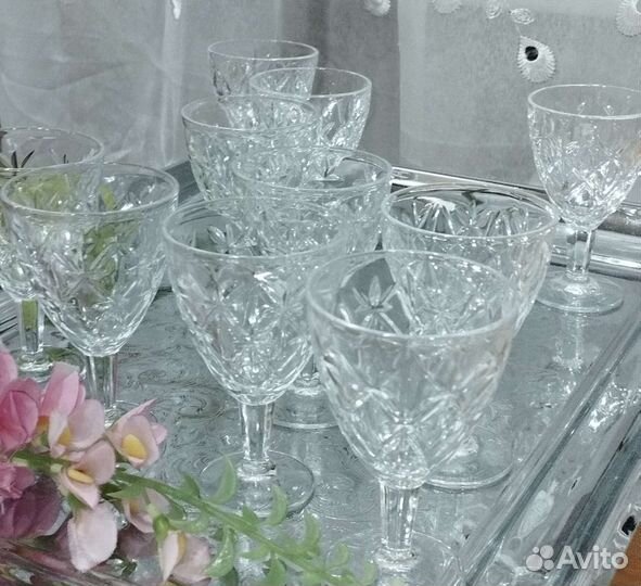 Хрустальные рюмки на ножке ссср.10шт