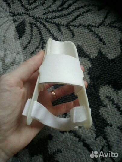 Бандаж, отводящий первый палец