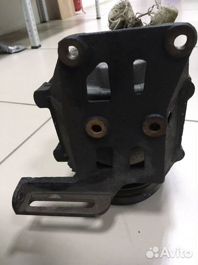 Компрессор кондиционера Daewoo Nexia 700679 оригин