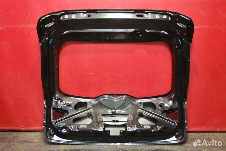 Дверь багажника LADA Vesta