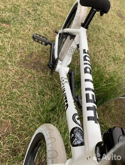 Трюковой велосипед BMX united martinez 2017