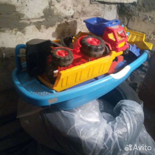 Детские игрушки