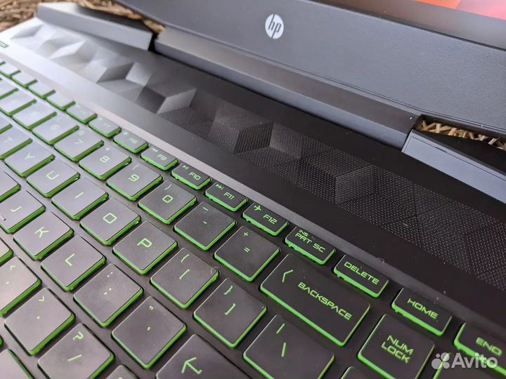 HP Pavilion Gaming 15 (15-ec1019ur)