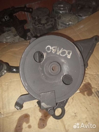 Насос гидроусилителя Вольво