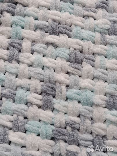 Плед детский вязаный ручная работа