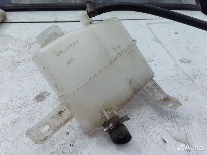 Бачок стеклоомывателя лада калина
